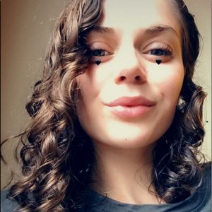 Meet your Posher, Alexandra